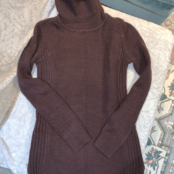 Dynamite Turtleneck Sweater - Picture 3 of 5